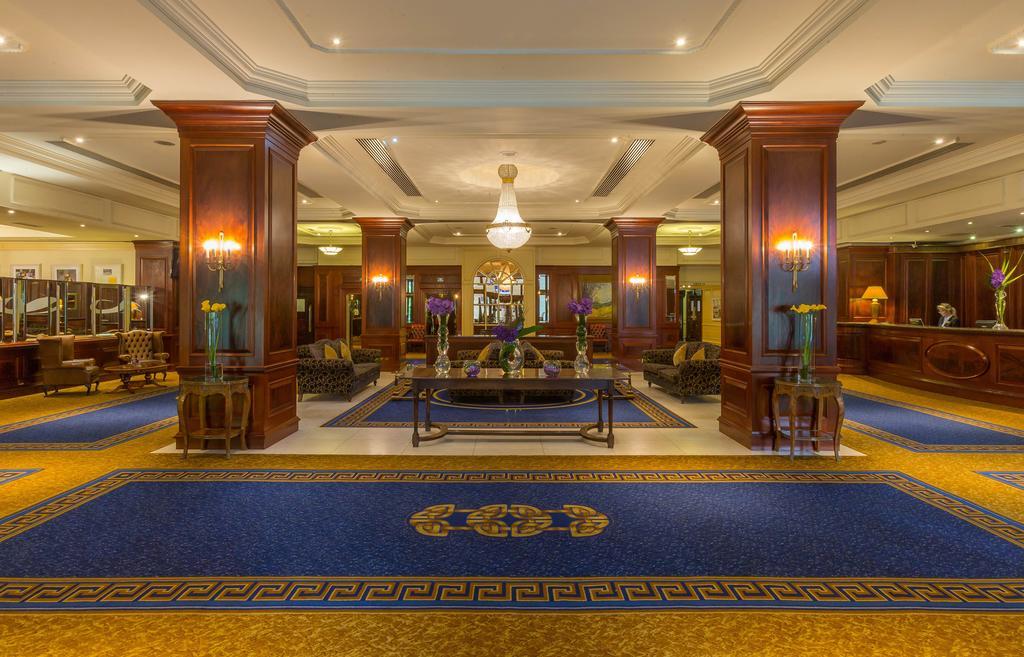 Clyde Court Hotel Dublin Bagian luar foto