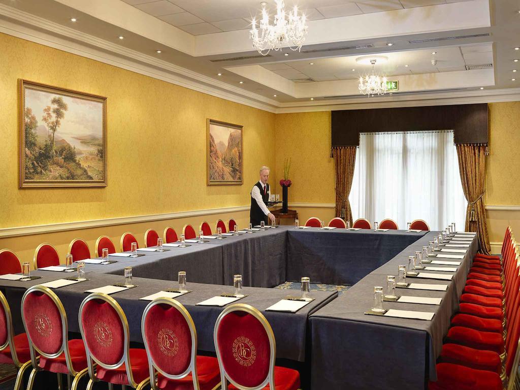 Clyde Court Hotel Dublin Bagian luar foto
