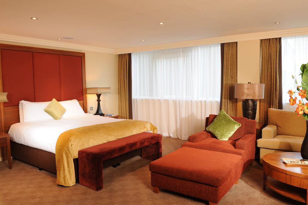 Clyde Court Hotel Dublin Bagian luar foto